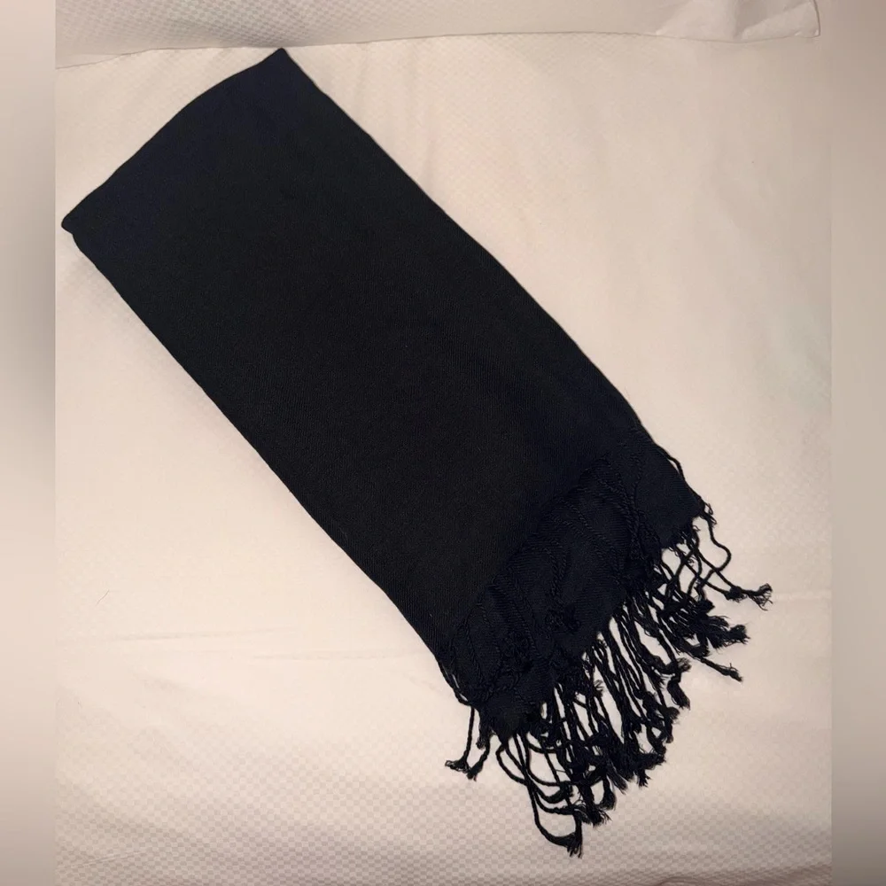 Cashmere Pashmina Silk Blend Scarf - Picture 3 of 4